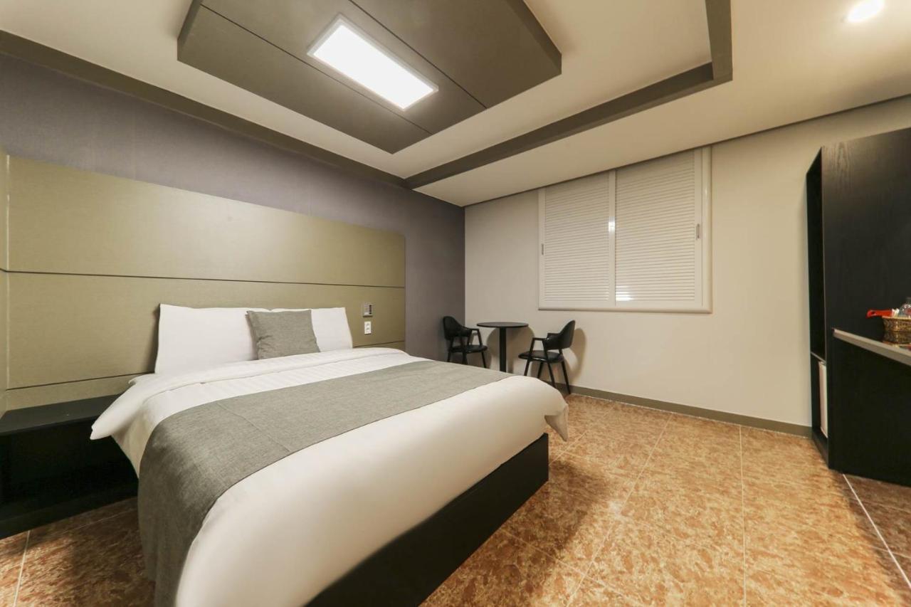 Major Hotel Jeju Exterior foto