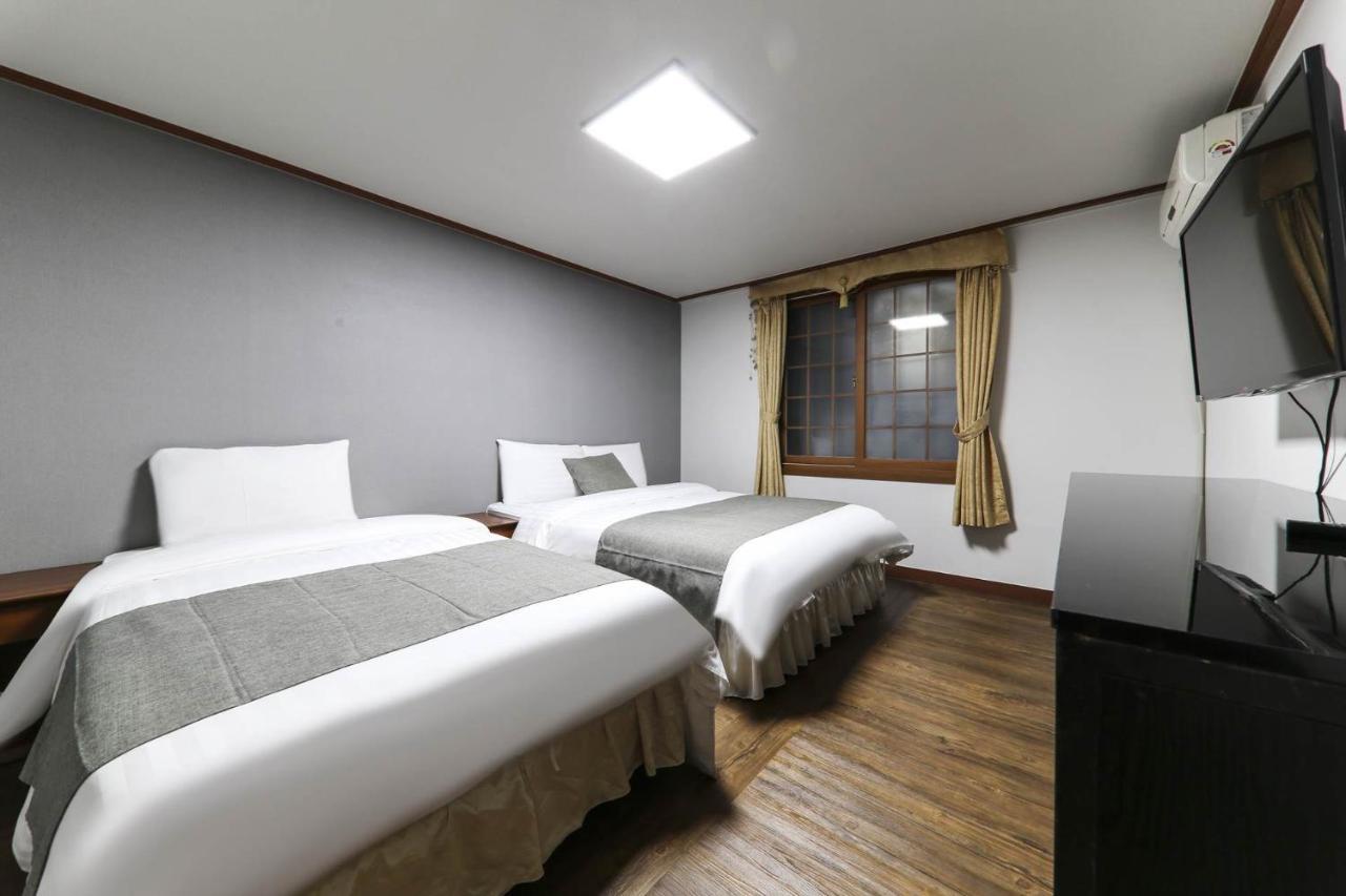 Major Hotel Jeju Exterior foto